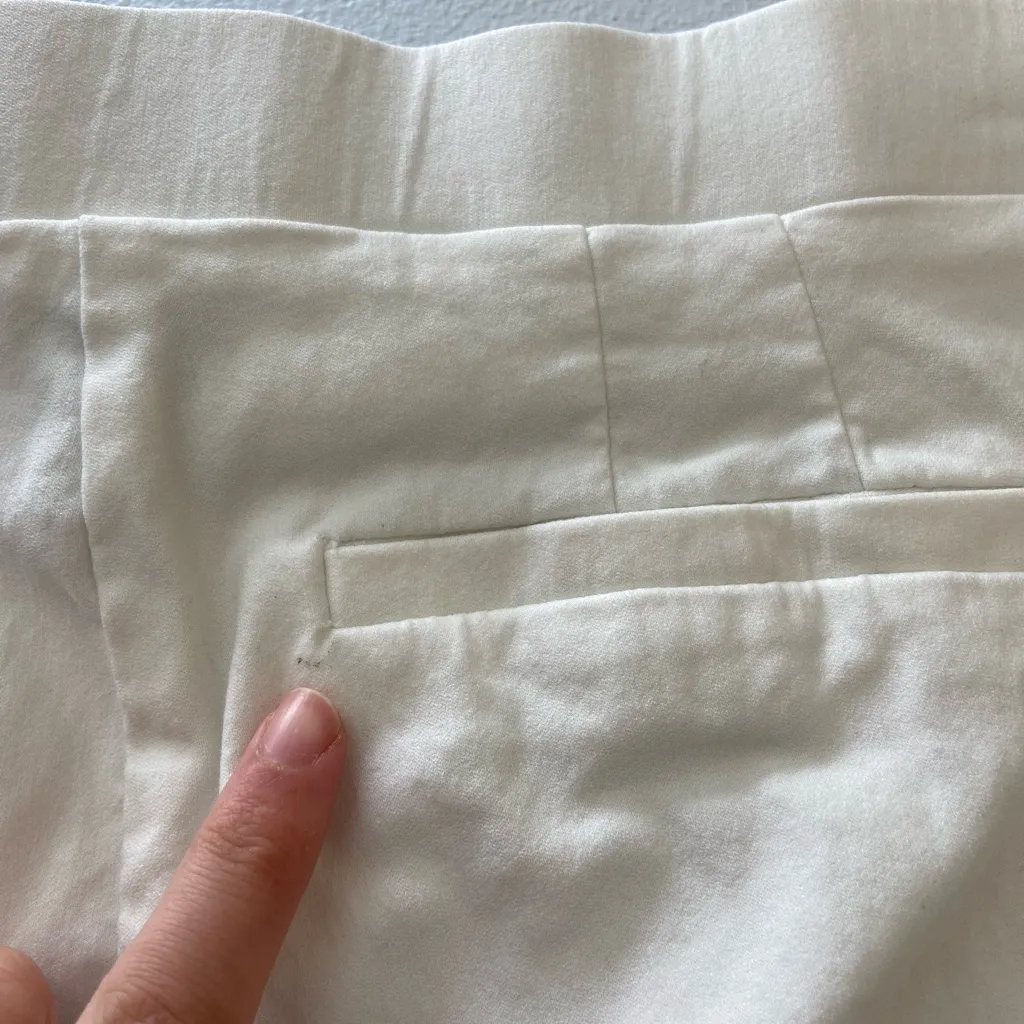 Jones New York‎ women’s solid white elastic waist stretch casual pants medium - Image 7