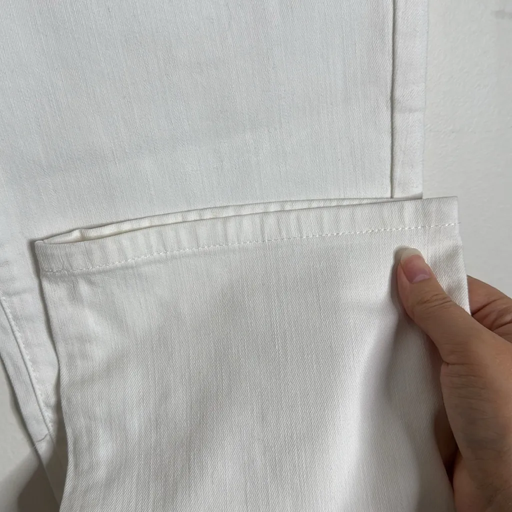 Eileen Fisher Hi-Rise Straight Stretch Denim White Organic Cotton Jeans size 6 - Image 9