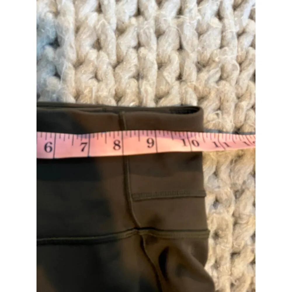 Lululemon groove pant army green size 2 - Image 4