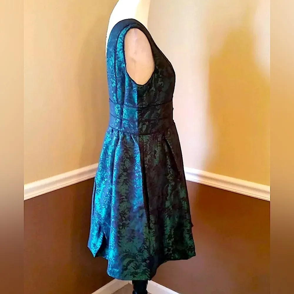 Metallic Emerald Green & Black ModCloth Cocktail Party Dress by Jessica Simpson - Image 3