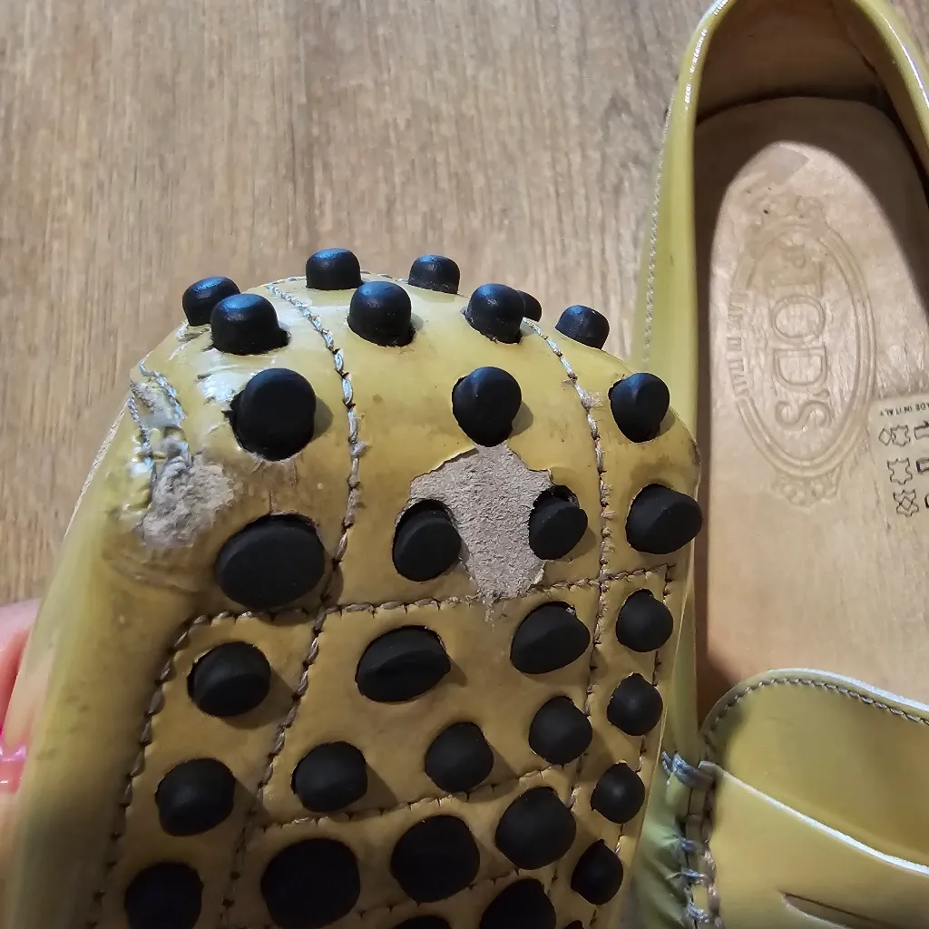 Tod's Women's Gommino Tan Yellow Patent‎ Slip On Driving Loafers Preppy Sz 38 - Image 8