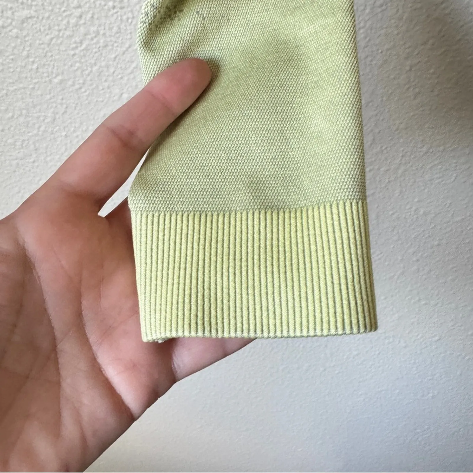 Gymshark Lime Green Cropped Fitness Top Womens XS Long Sleeve Athletic Shirt - Image 4