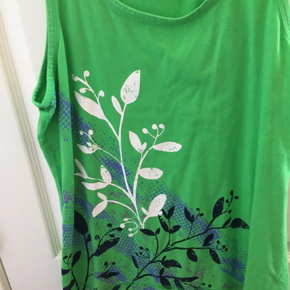 FINAL MARKDOWN Ladies’ Tek Gear Tank Top (L) - Image 2