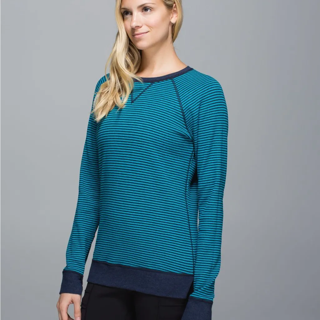 Lululemon Athletica Teal Navy Reversible Open Your Heart Striped Long Sleeve | 6 - Image 5
