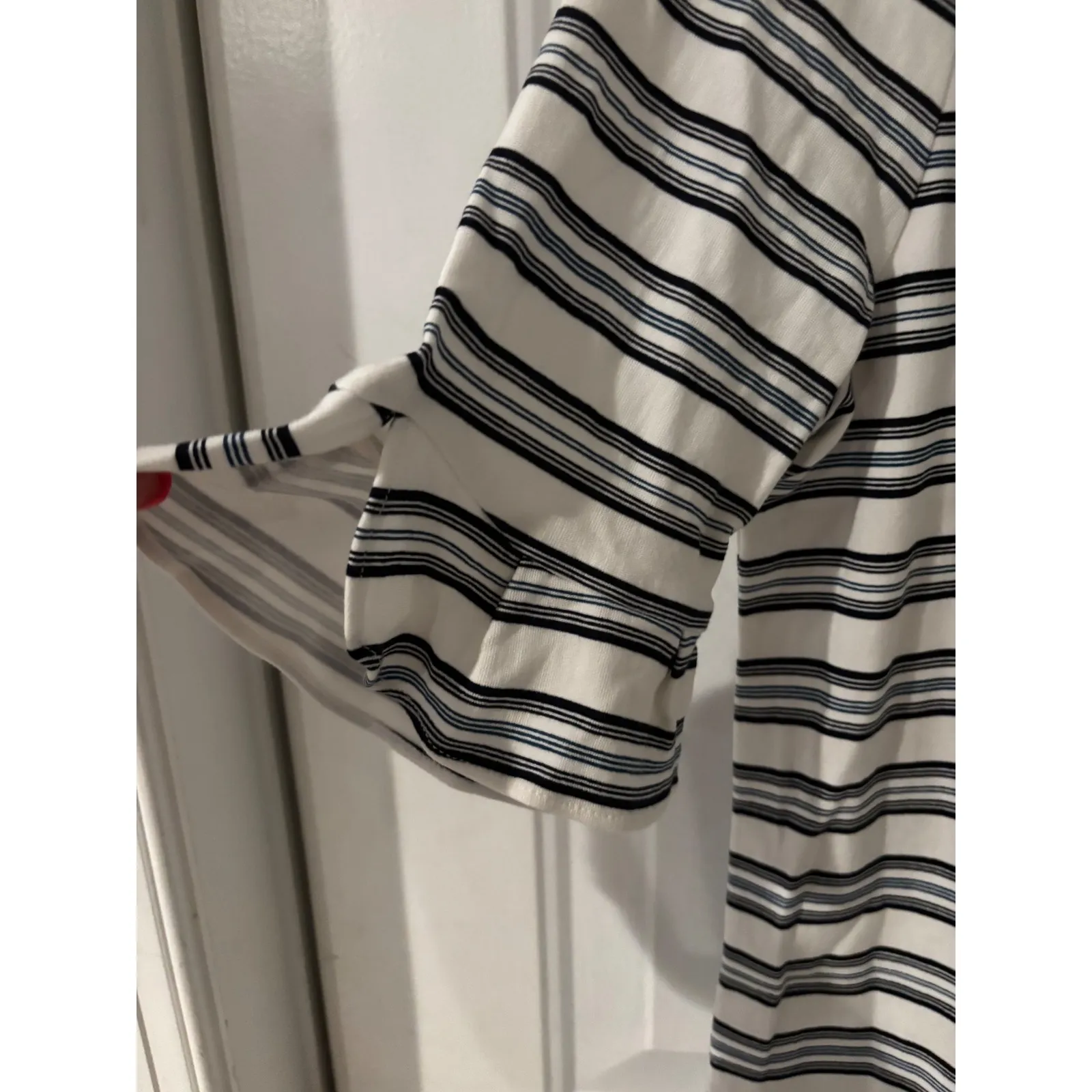 Ann‎ Taylor Factory Striped Knit Top Ruffle Sleeve Casual Everyday Size M - Image 2