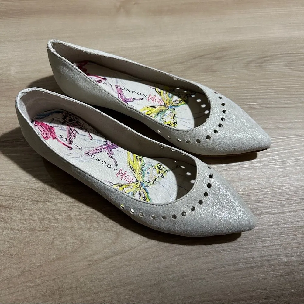 Sacha London Cream Sparkle Cut Out‎ Flats Size 37 USA 6.5 Vintage Silver - Image 4