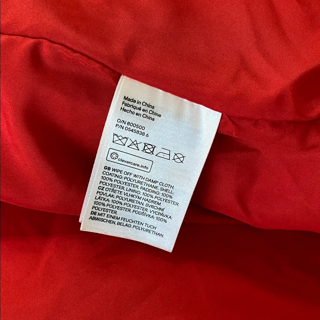 H & M red shiny latex puffy jacket size 8 - Image 5