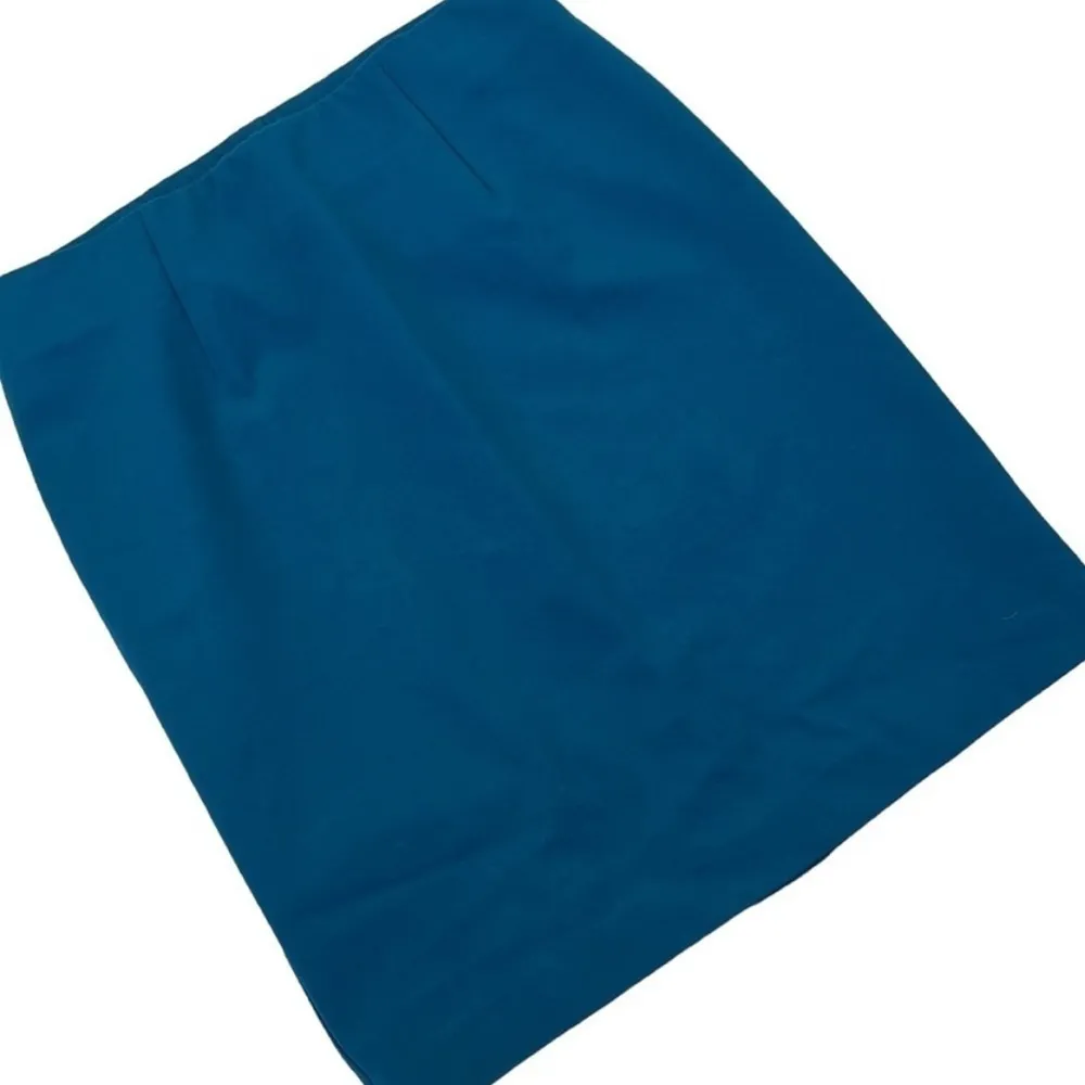 EUC J. Jill stretch ponte pencil skirt - Image 2