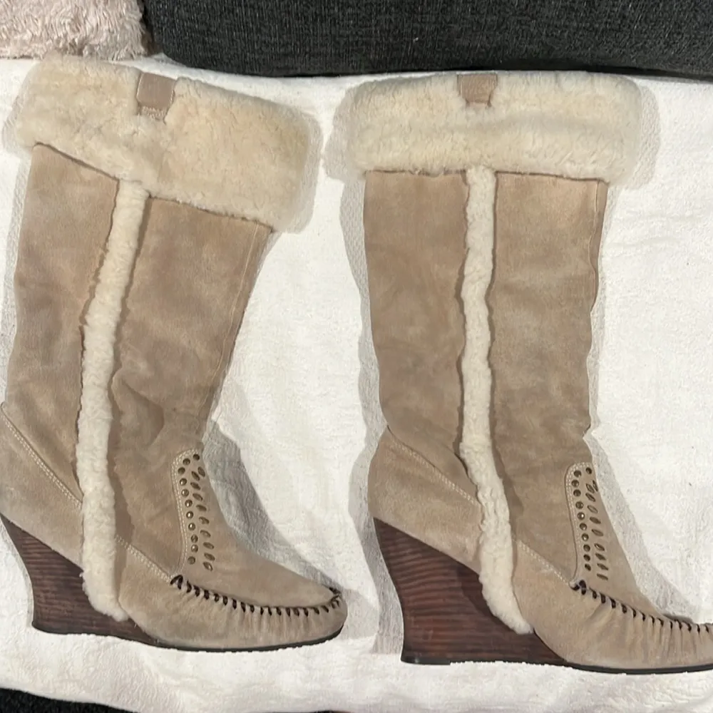 Sam Edelman suede sherpa wedge heel moccasin boots Size 10m - Image 4