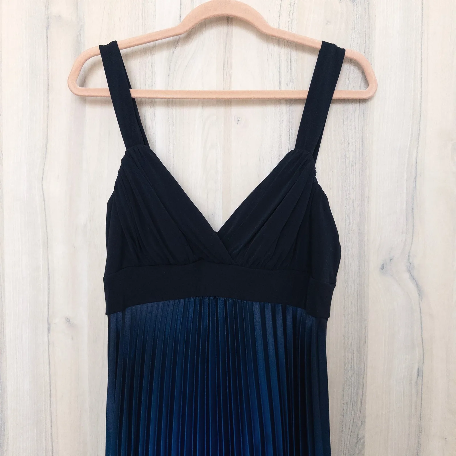 VTG Y2K Cache Dress Size 12 Black‎ Blue Ombre Pleated Maxi Formal Whimsigoth - Image 3