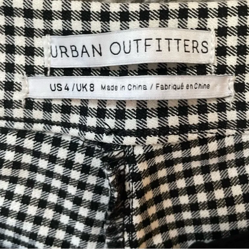 Urban Outfitters Gingham High Rise Skinny Pants Black White Zipper Detail Size 4 - Image 4