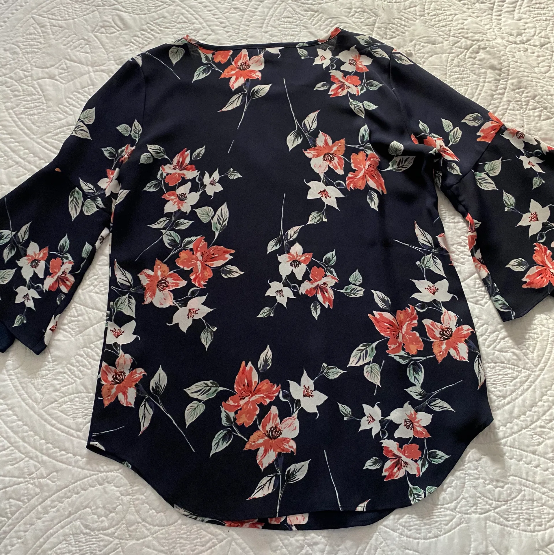 Bell Sleeve Business Casual Top Size XS - Image 5