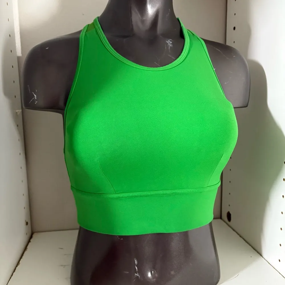 Sports illustrated sports bra woman size med Green - Image 3