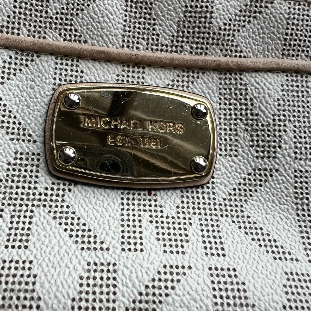 Michael Kors Jet Set Logo Clutch Credit Card Pouchette #260112 - Image 3