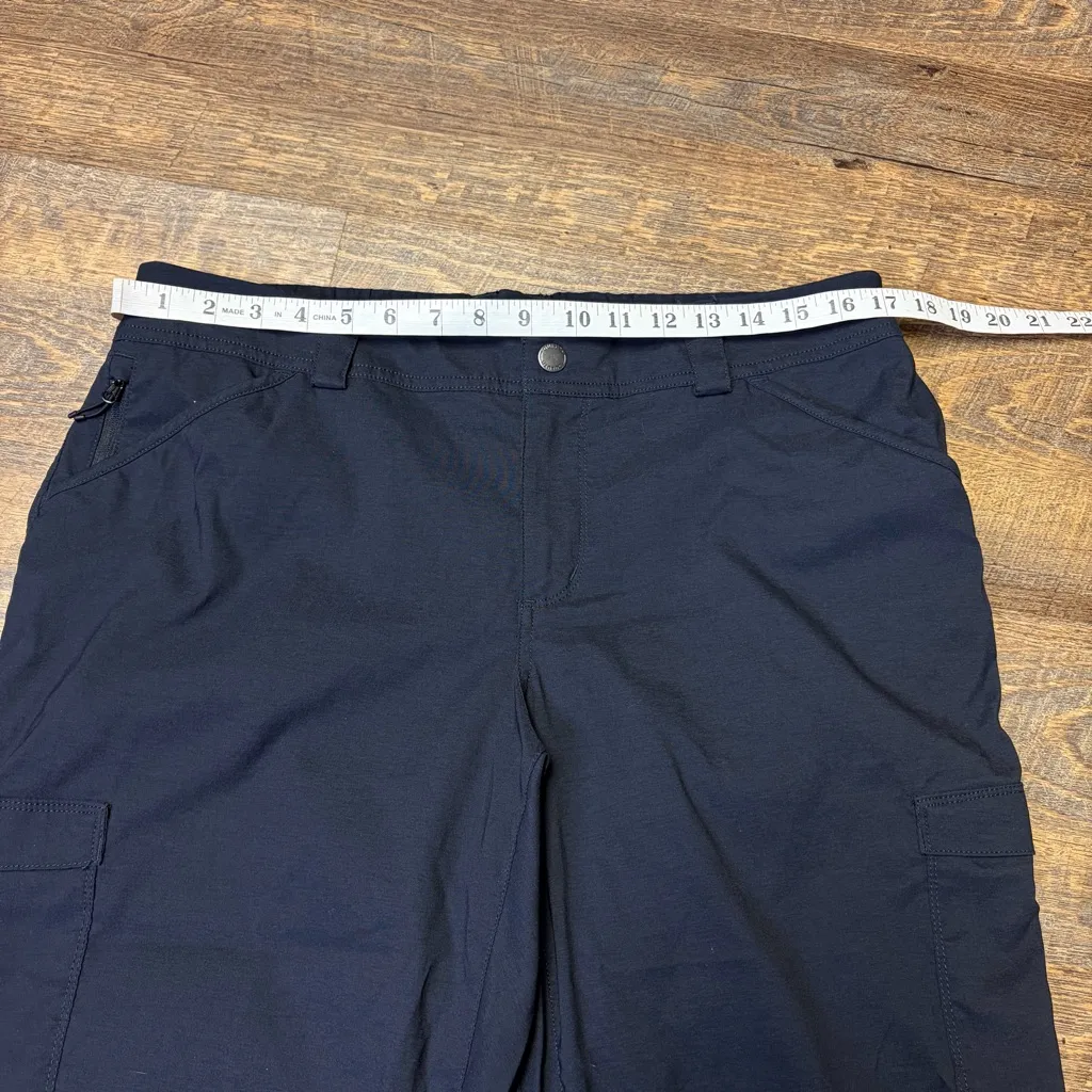 Duluth Trading Co Dry on The Fly Capri Pants Womens 14 Black Cargo Nylon Stretch - Image 2