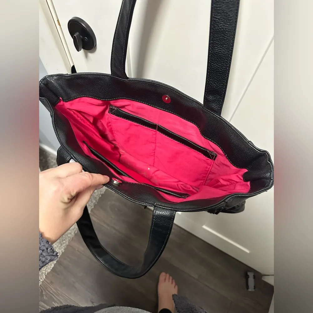 Paparazzi Black Leather “Bling Bag”. - Image 3