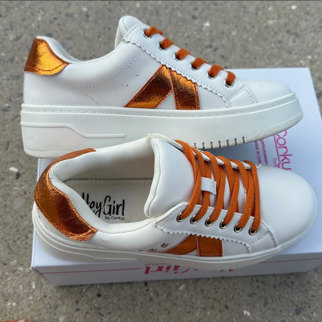 Corkys Sneakers with Orange Highlights White Size 6 - Image 2