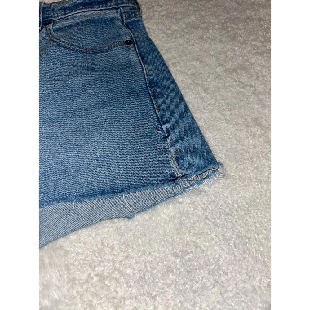 Abercombie & Fitch The Mom Short High Rise Shorts With Side Slit Size 6 - Image 4