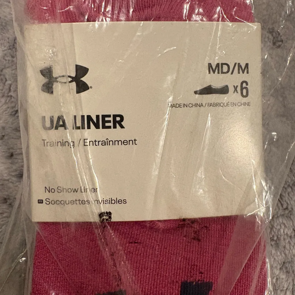 Under Armour NWT  Essential Ultra Low Socks | Size: Medium - Image 2