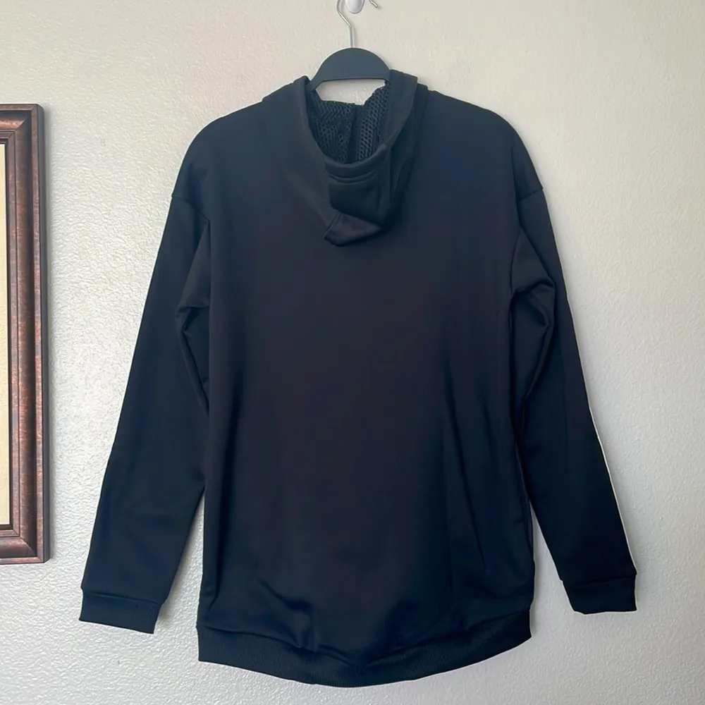 NWT Women’s Gear Up Black/White Hoody Sweatshirt Size Small - Image 9