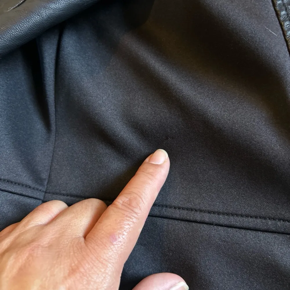 Baccini Women’s Black Faux Leather  Full Zip Jacket 1X - Image 12