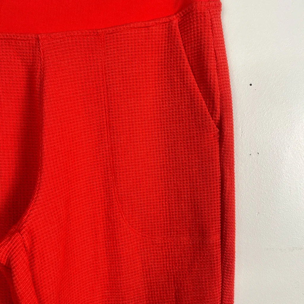 Athleta Coaster Luxe waffle high rise jogger in cardinal red size medium - Image 4