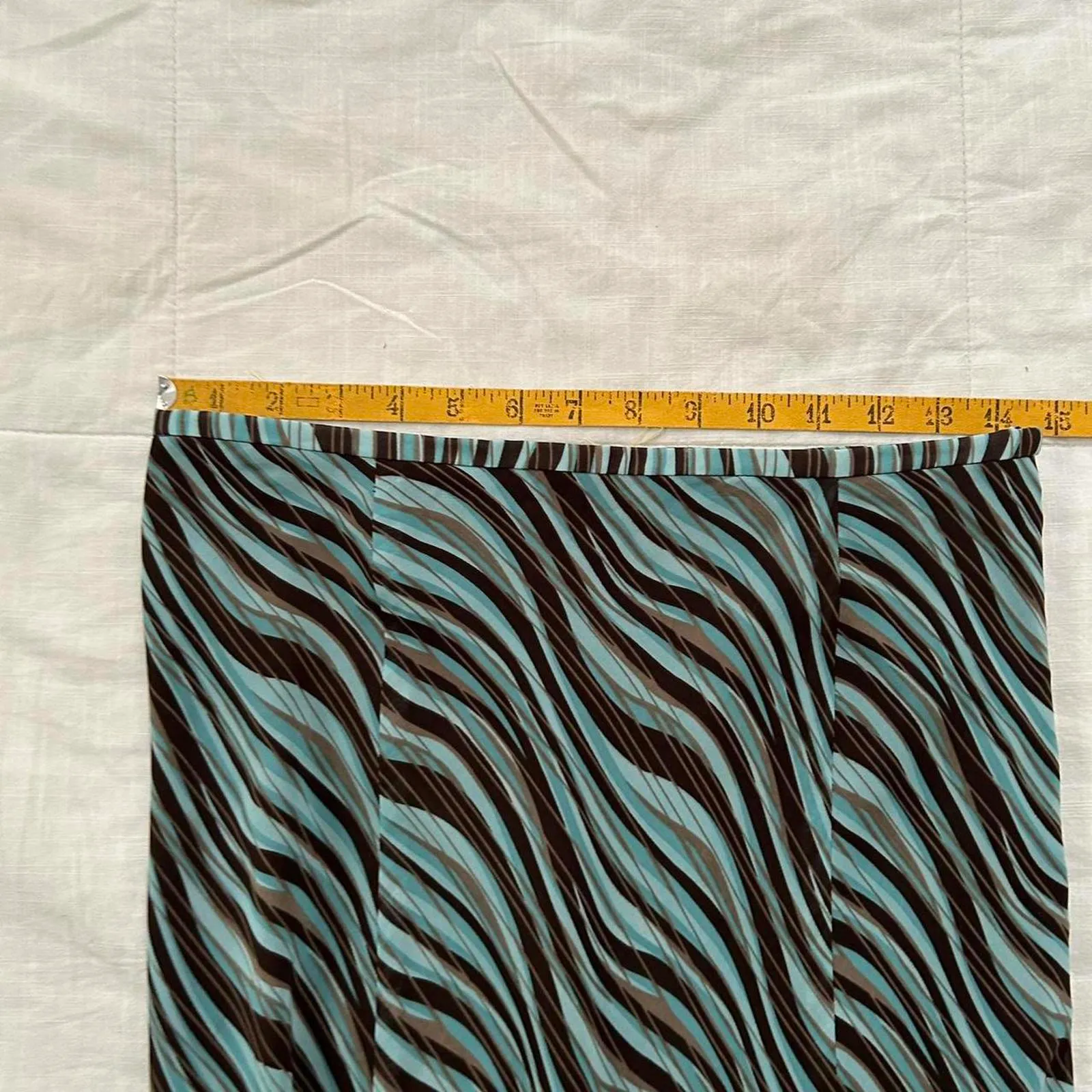 Y2K Blue and brown swirl print flirty midi skirt Size 4 - Image 6