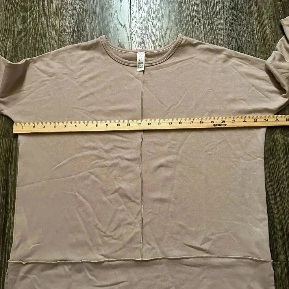 Spanx The Perfect Length Dolman 3/4 Sleeve Top Womens Size XS - Image 3