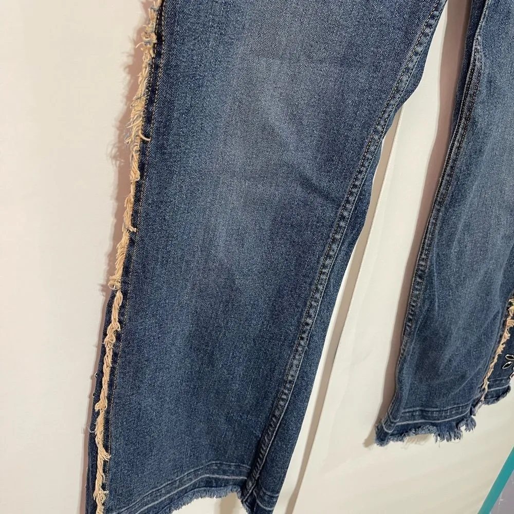 Vintage Flare Bellbottom Wedgie Back Size 8 Beaded Flare Blue - Image 7