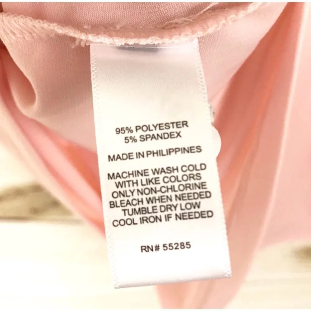 ✨ HP✨Ruffle Overlay Cold Shoulder Blouse✨ - Image 3