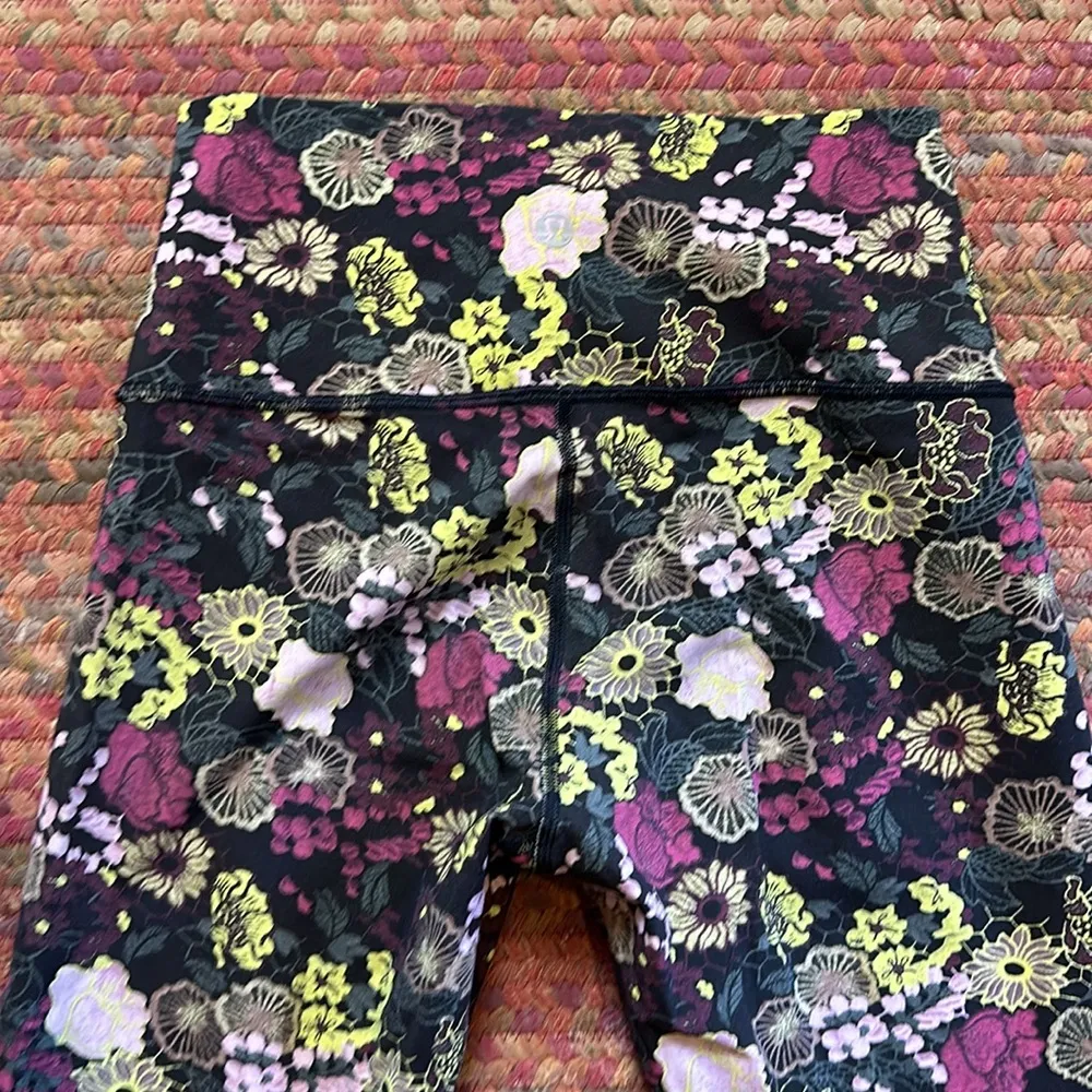 Lululemon  WUNDER UNDER HIGH RISE TIGHT 28” FLUOROLACE MULTI - Image 7