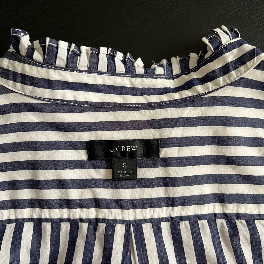 J Crew Ruffle Trim Tuxedo Long Sleeve Button Cotton Top Stripe Blue White sz S - Image 3