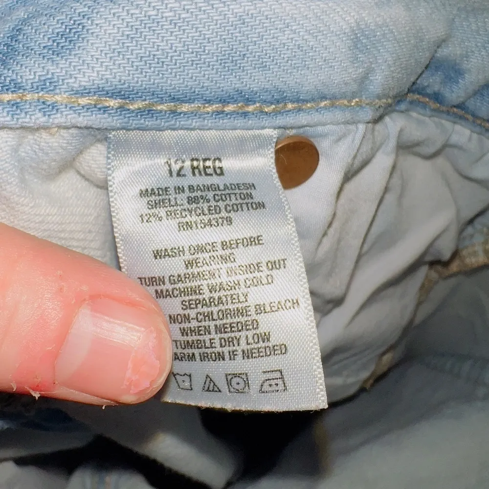 Aeropostale AERO Light Wash Denim Distressed High Rise 90s Baggy Straight Jeans - Image 5