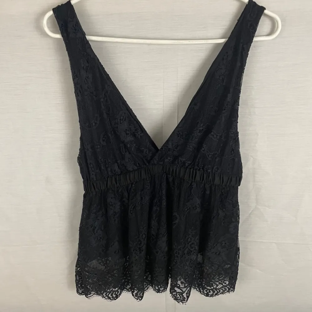 lace v-neck loose fit black blouse women’s Size Small - Image 10