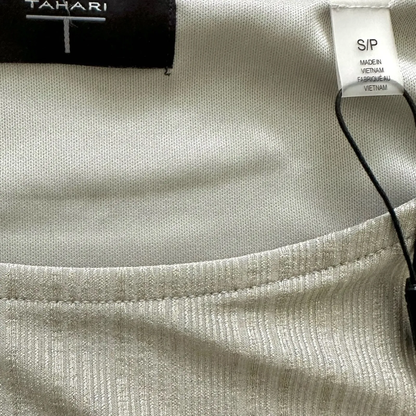 Tahari Blouse Top Taupe Green Gold Sleeveless Ruched Side Asymmetric Small NEW - Image 2