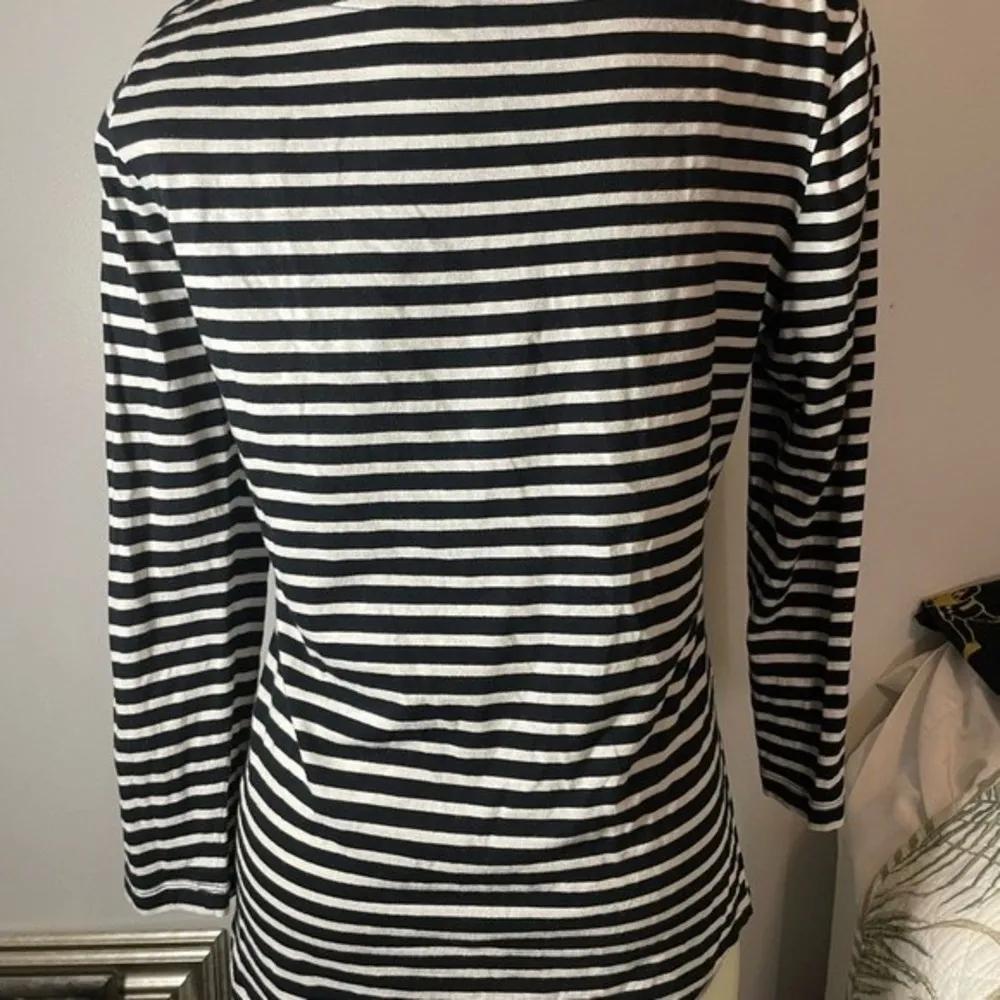 Banana Republic Women's Black/White Striped Long Sleeve Shirt Size Large - Image 2