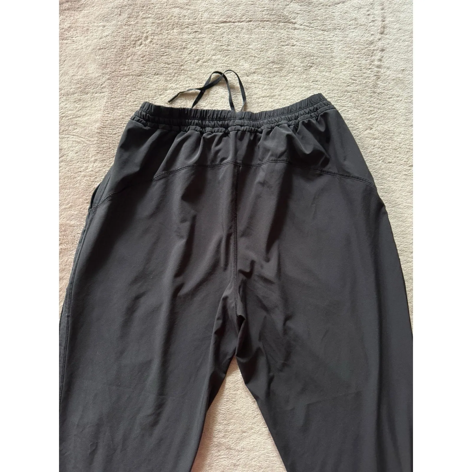 Lululemon Women's Final Play Loose Fit Cropped‎ Yoga Pants Black Size 10 - Image 5