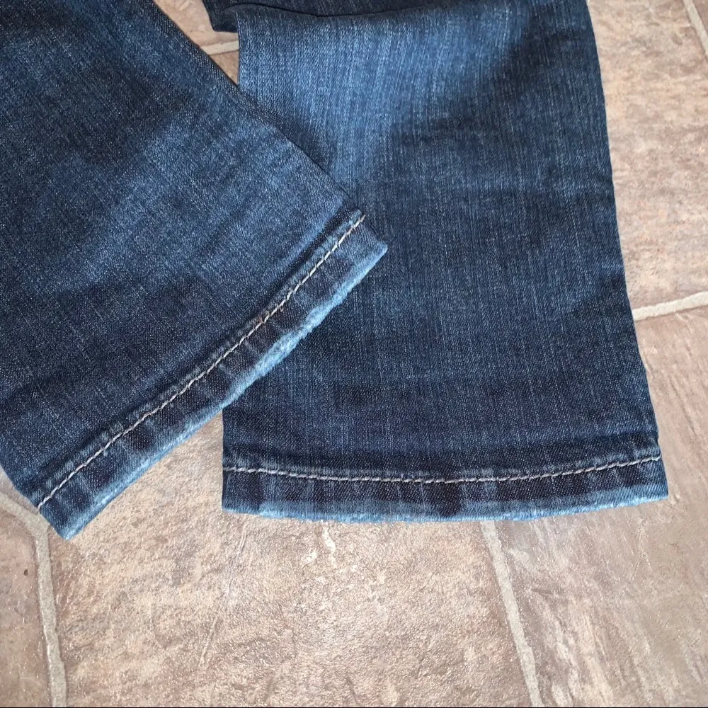 Miss Me Signature Cropped Bedazzled Rhinestone Jeans Size 25 Western/Rodeo - Image 9