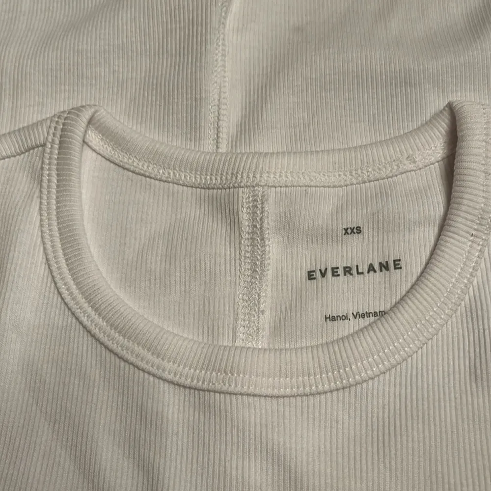 Everlane Women’s The Supima Form Crew Neck Tee white Size XXS NWT - Image 7