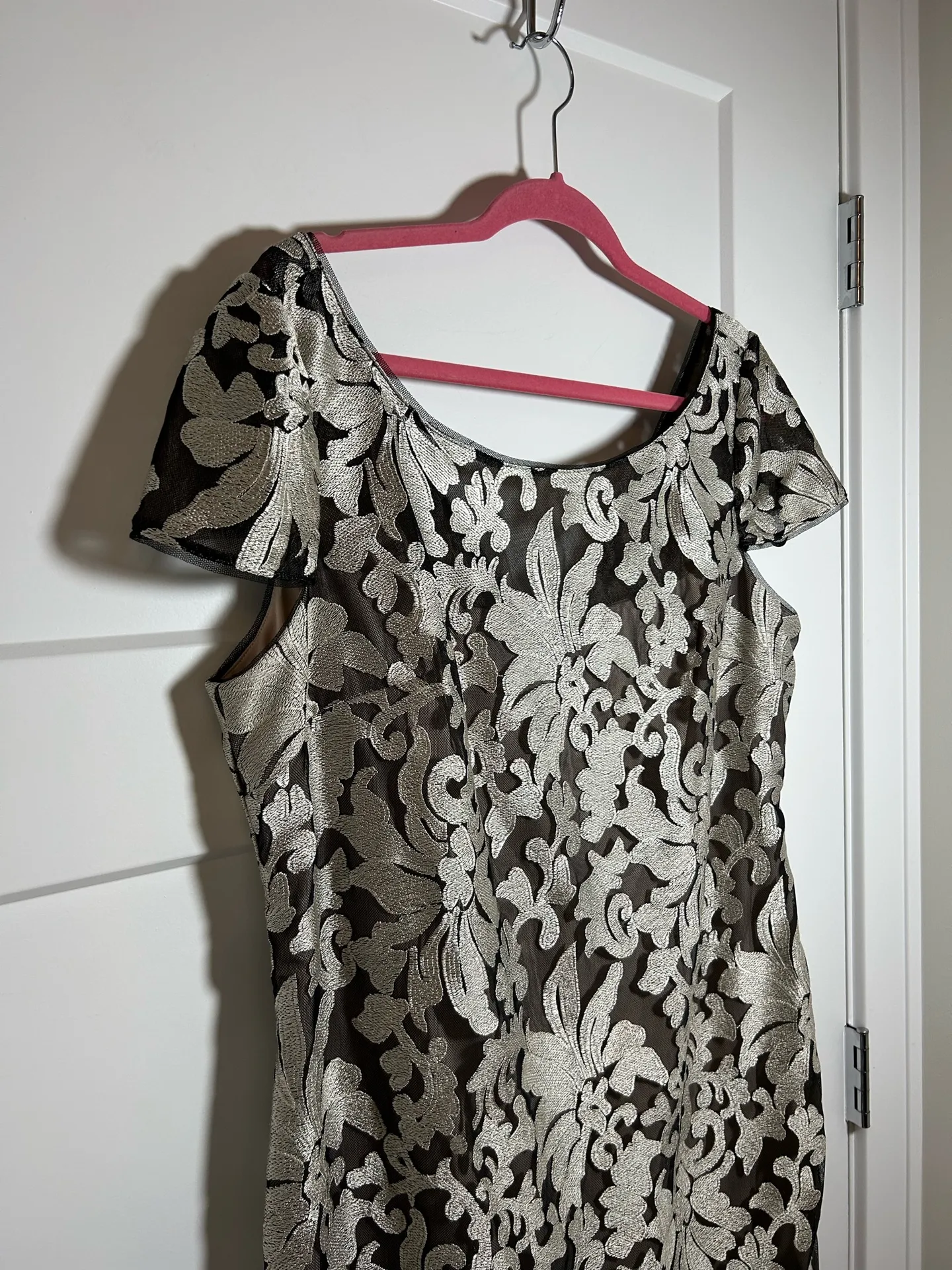 Size 16 Calvin Klein formal dress - Image 4