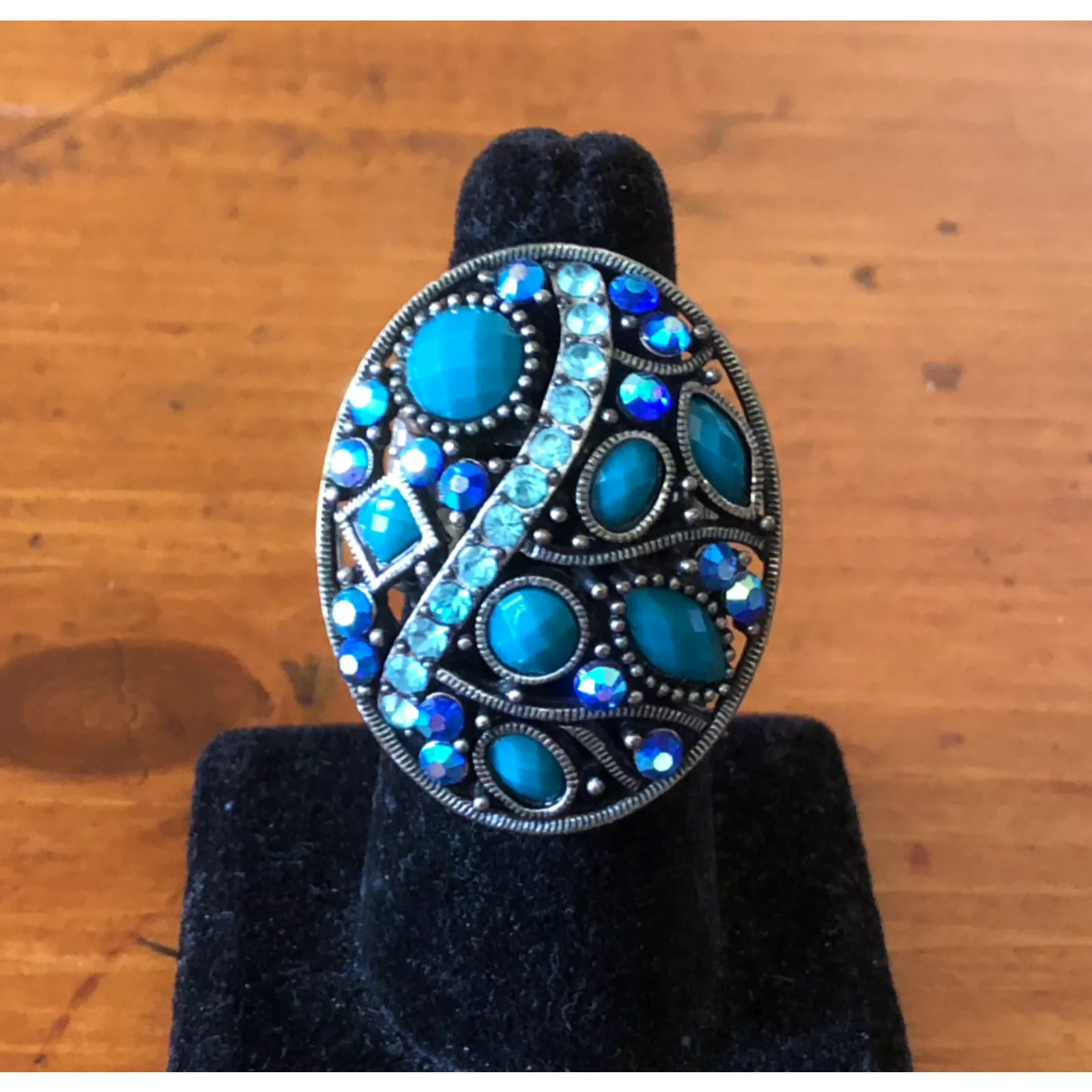 Vintage Boho Oval Statement Ring Turquoise And Blue Rhinestones Stretch Ring - Image 3
