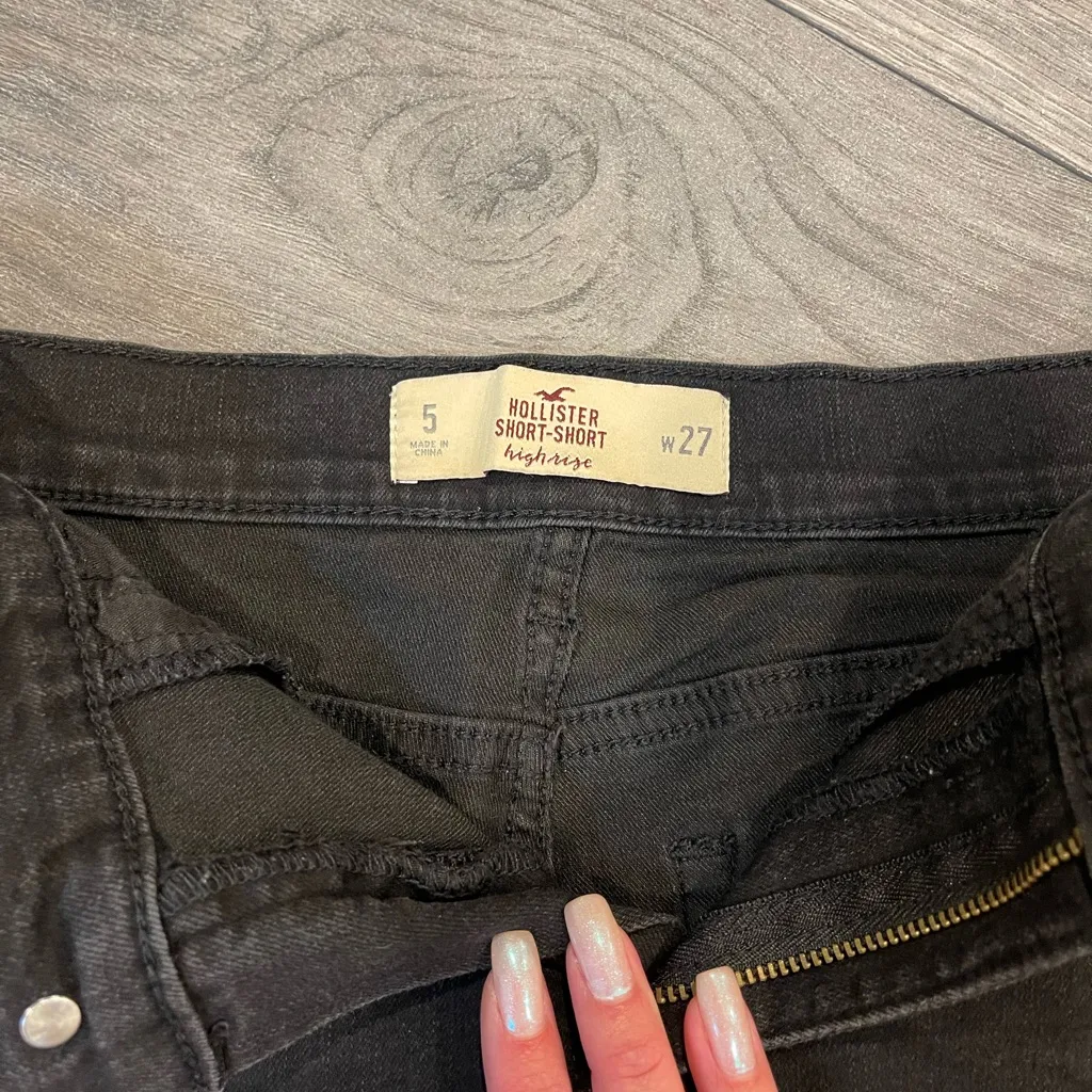 hollister jean shorts - Image 2