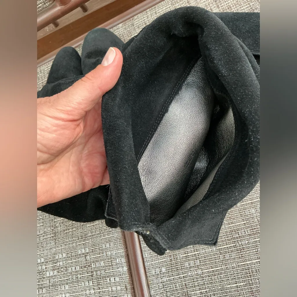 Suede leather pull on boots 🖤🖤 - Image 3