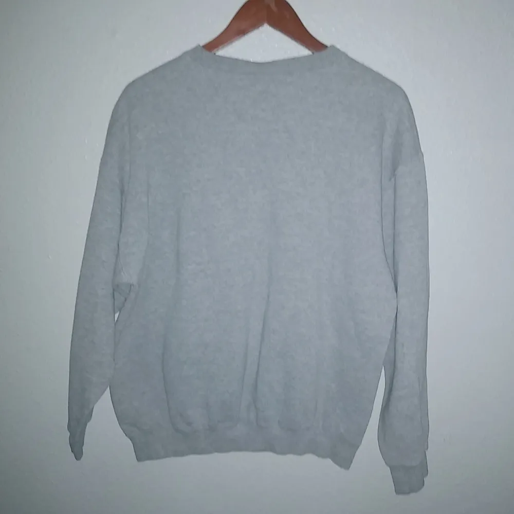 Brittania Vintage Levis L Ladies Long Sleeved Crew Neck Sweatshirt Gray - Image 5