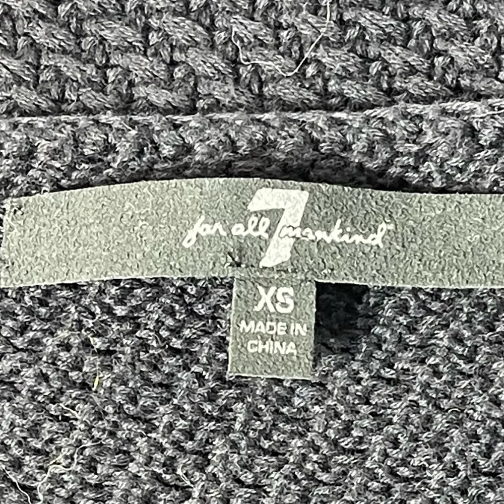 7 For All Mankind Black Knit Crewneck
Long Sleeve Sweater XS - Image 11