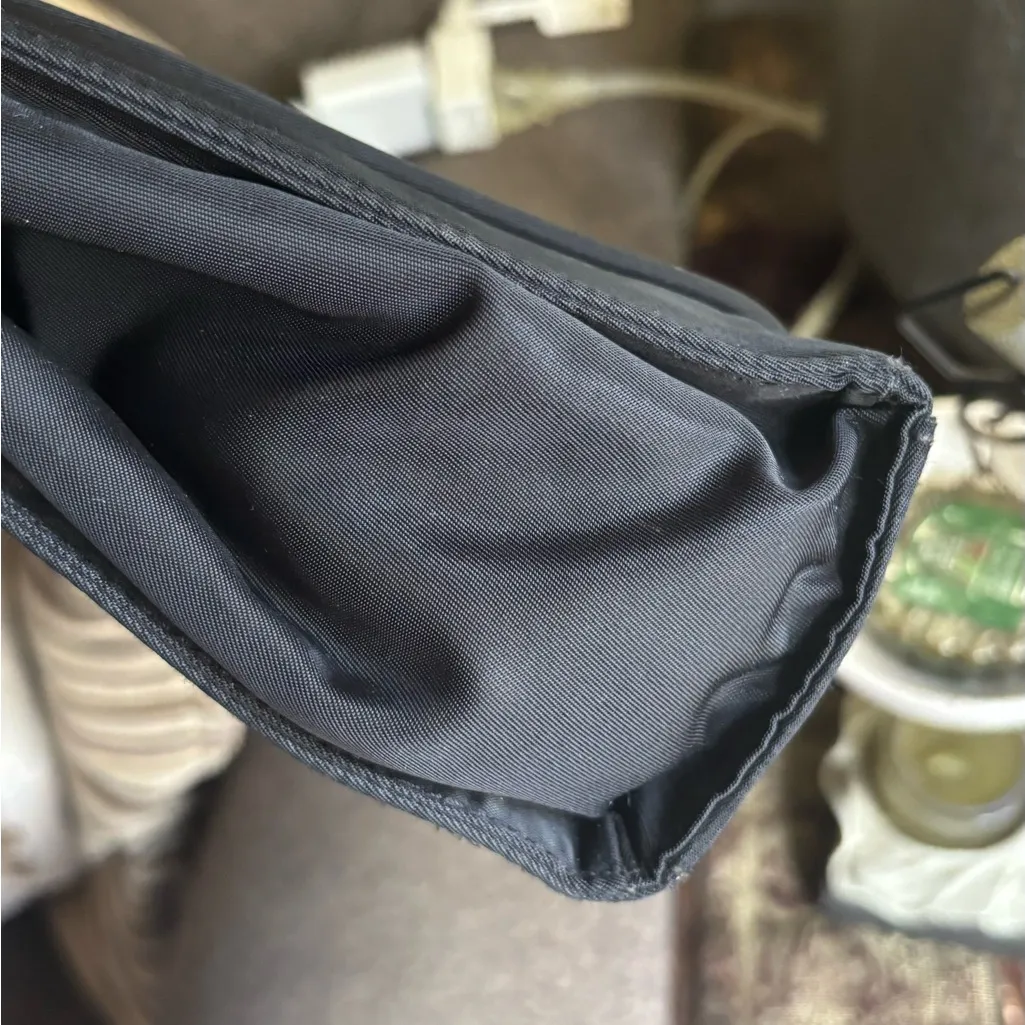 RARE🔥AUTHENTIC PRADA NYLON Logo Satchel/Shoulder/ Nylon/leather wallet - Image 4