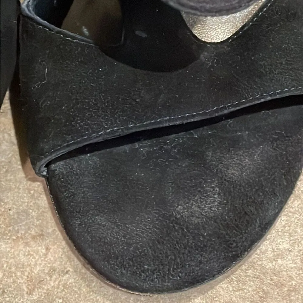 Stuart Weitzman Black Suede Leather French Cuff T-Strap Shoe Womens Size 7.5M - Image 12