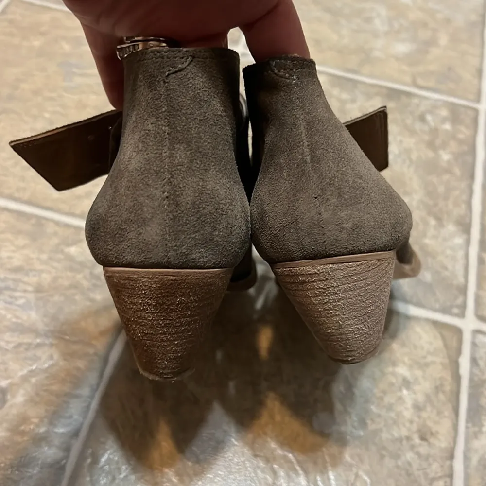 Corps Como size 8.5 heels - Image 5