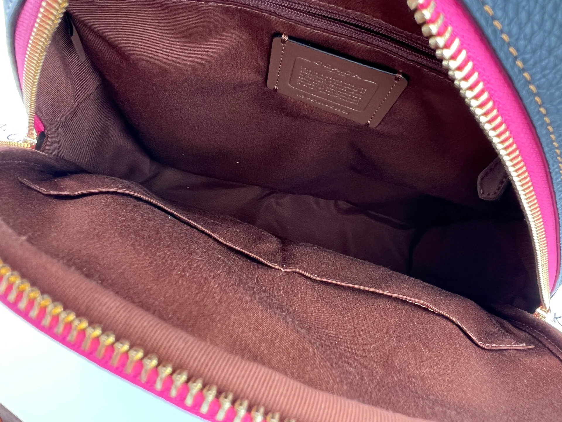 Court Backpack In Blocked Signature With Souvenir Patches - Image 11