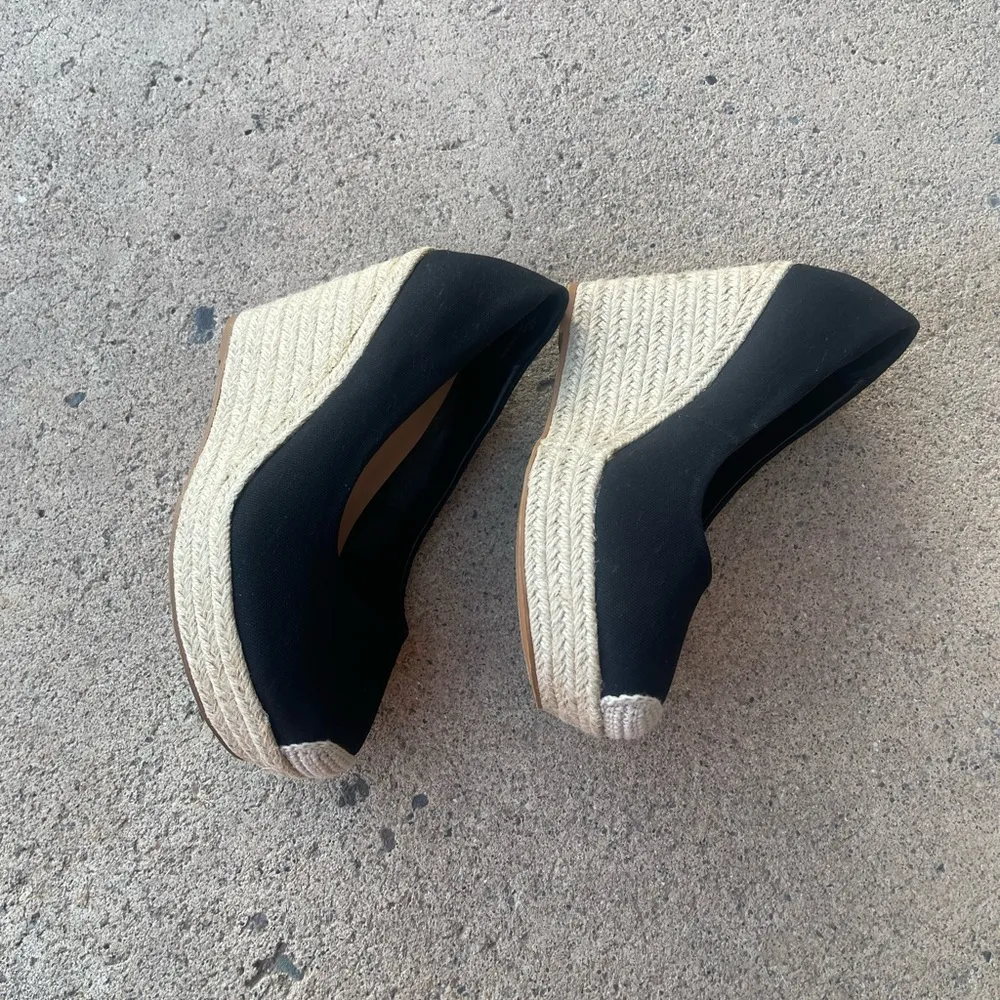 Torrid  Closed Toe Espadrille Wedge - Black (WW) 8.5WW - Image 3